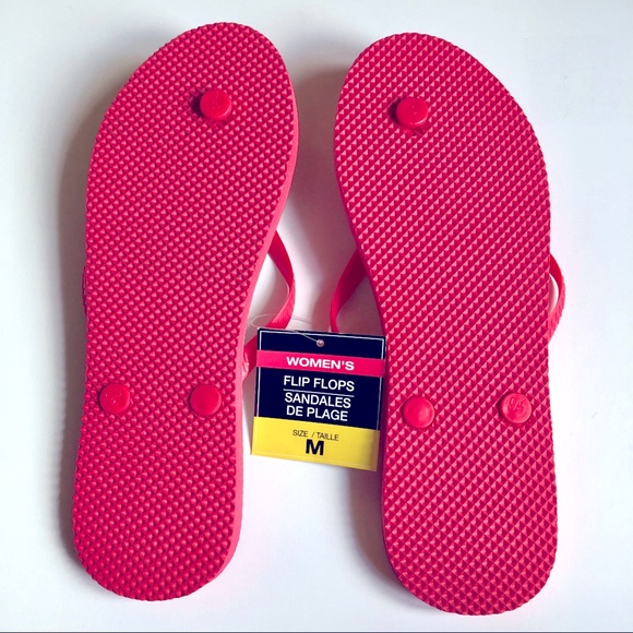 Canadian Flip Flop Sandals Flag Red Medium Women’s NEW - Picture 2 of 9